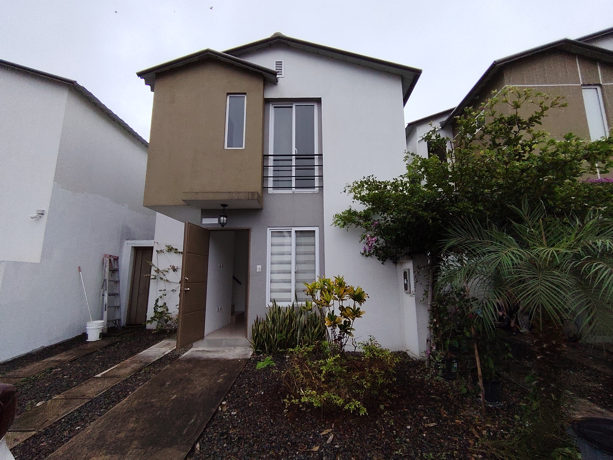 img-property